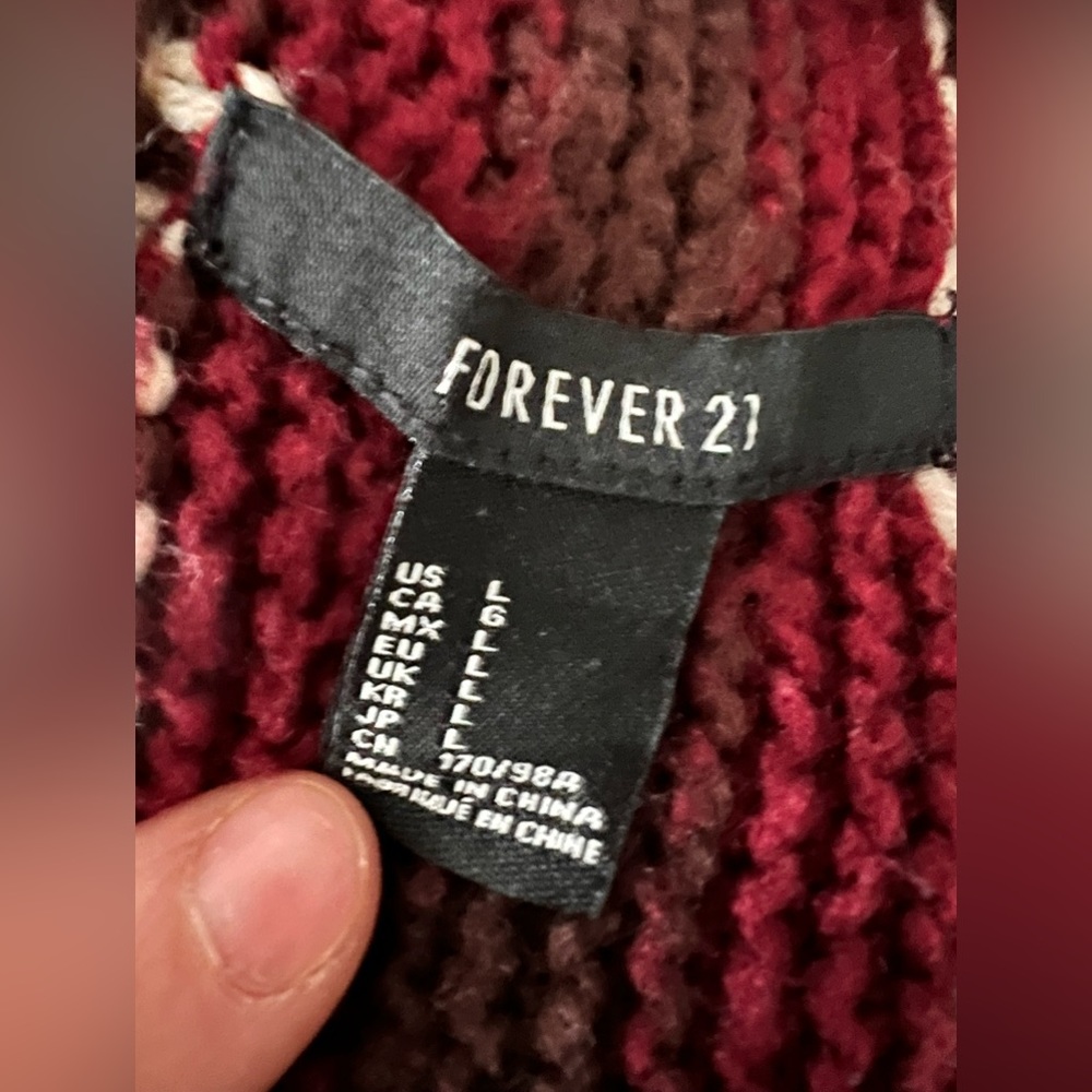 Forever 21 - Picture 2 of 10